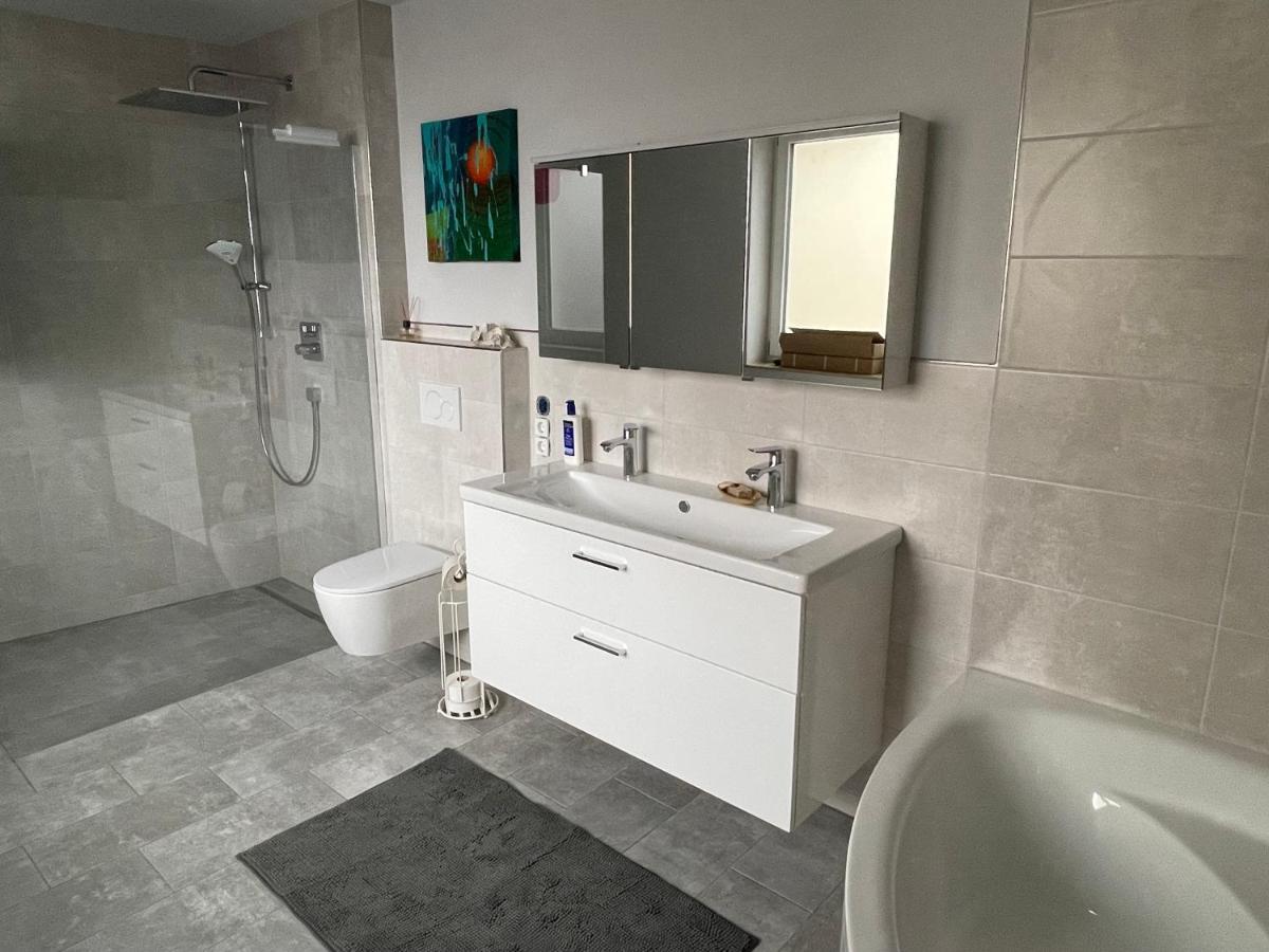 Am Weinberg - Stilvoll, Ruhig, Zum Wohlfuehlen Apartman Pfaffenweiler Kültér fotó