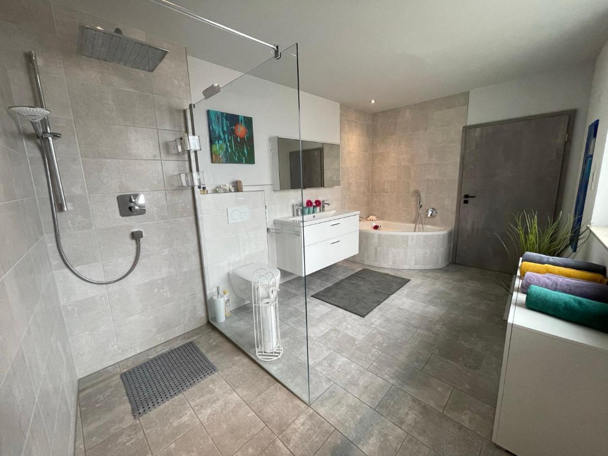 Am Weinberg - Stilvoll, Ruhig, Zum Wohlfuehlen Apartman Pfaffenweiler Kültér fotó